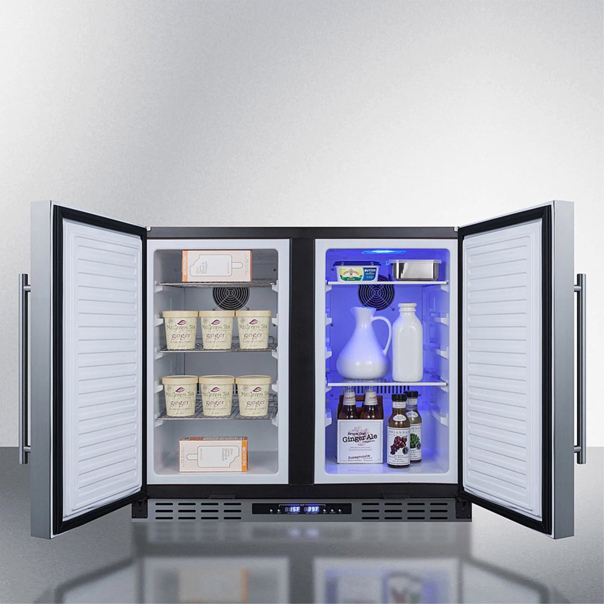 Compact Refrigerator R253615
