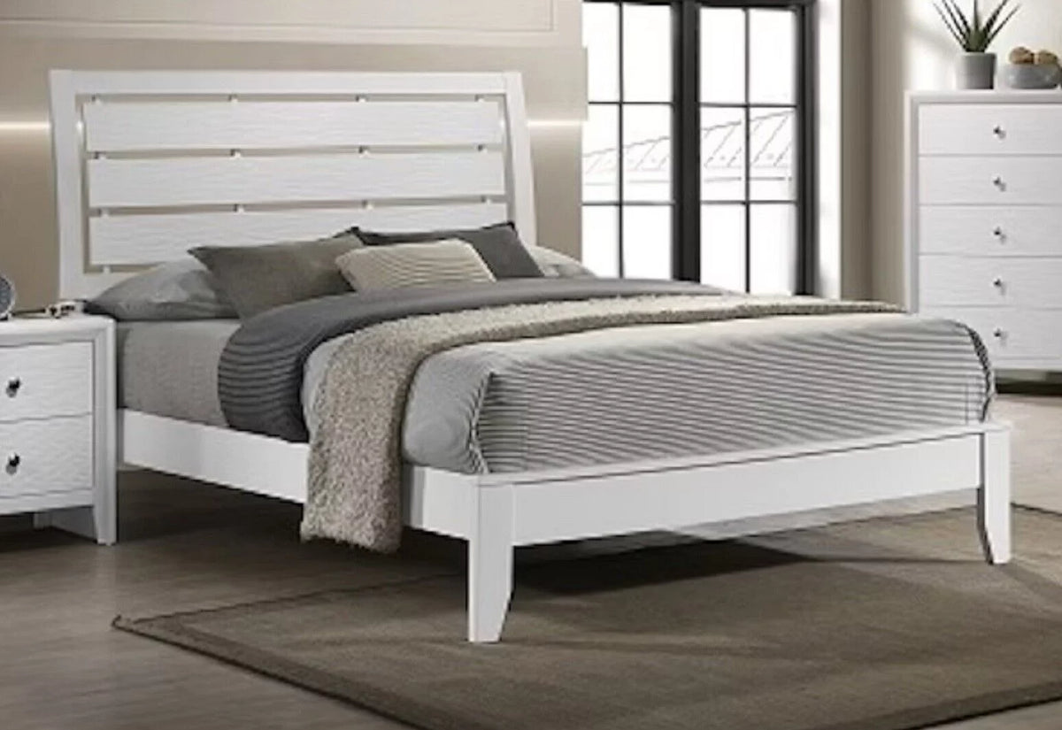 White Full Size Wood Panel Bed Set Y12532